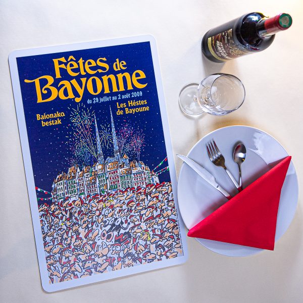 2009 Set de table fêtes ot bayonne